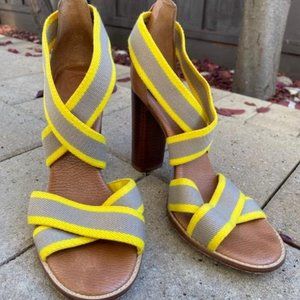 Tory Burch -  Laurie sandals , Tan/ yellow size 9.5 excellent condition